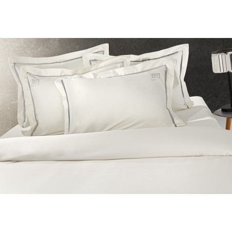 Σετ Παπλωματοθήκη King Size 3 Τεμαχίων Guy Laroche Blend Silver-Ivory 260x260