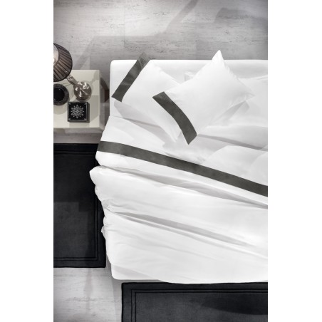 Σετ Ταπέτα Κρεβατοκάμαρας 2 Τεμαχίων Guy Laroche Softy Black 60x120