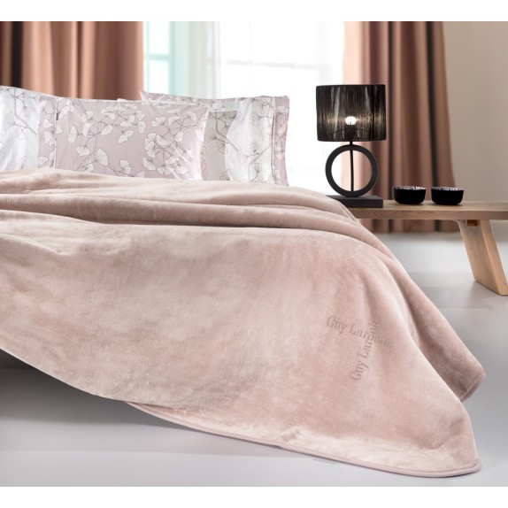 Κουβέρτα Βελουτέ Υπέρδιπλη Guy Laroche Logo Pudra 220x240