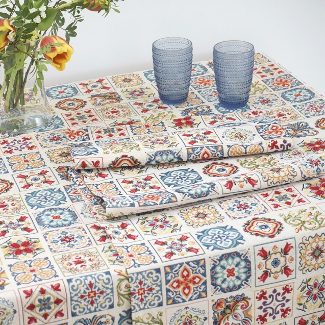 Τραπεζομάντηλο Dimeco 135x135 Palma