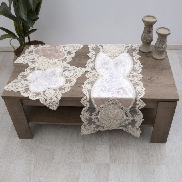 Σετ 5 Τεμ. Τραπεζοκαρέ/Καρέ/Σεμέν/Πετσετάκια...